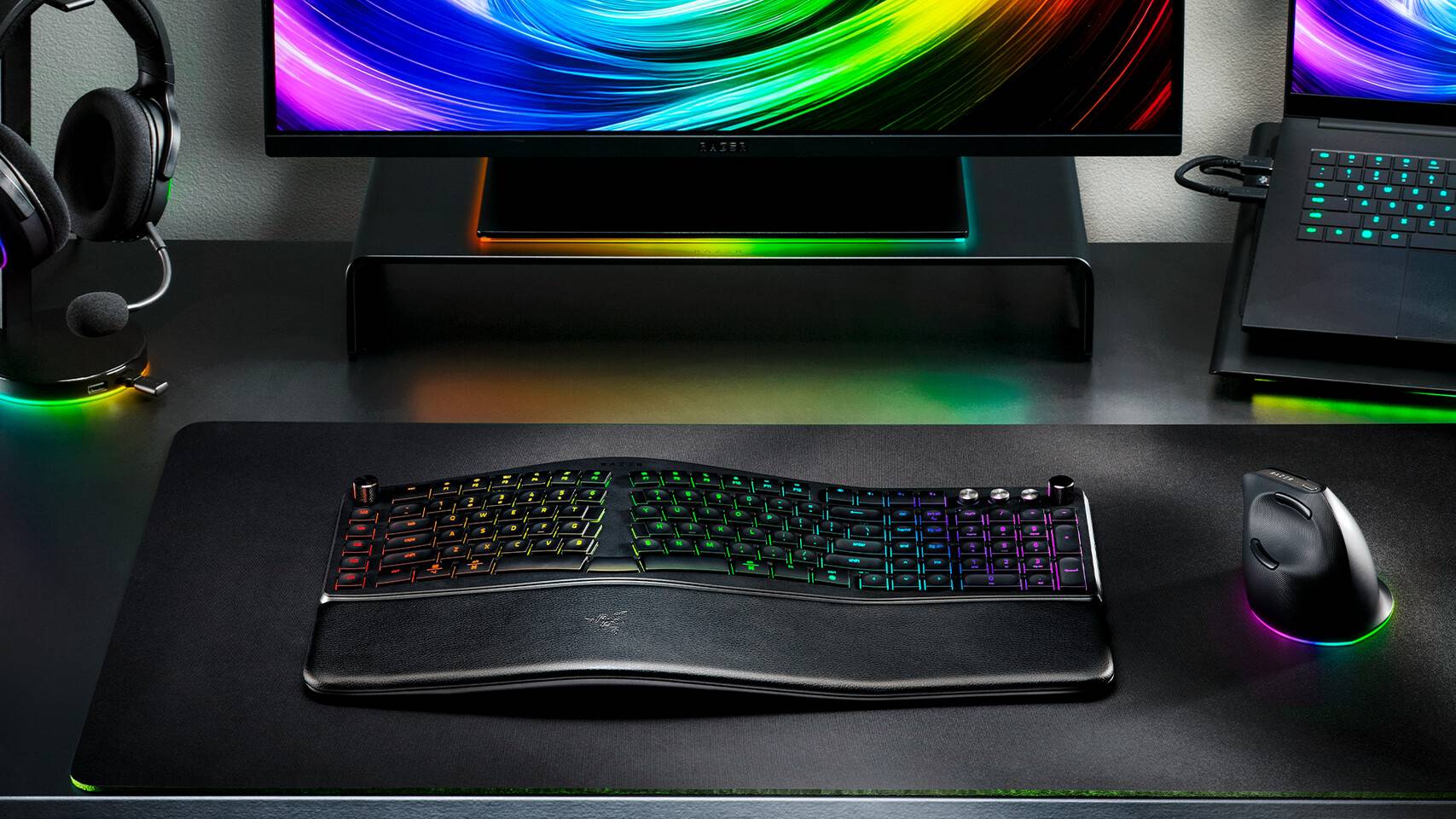 Razer Pro Type Ergo: Keyboard Ergonomis Pertama dari Razer