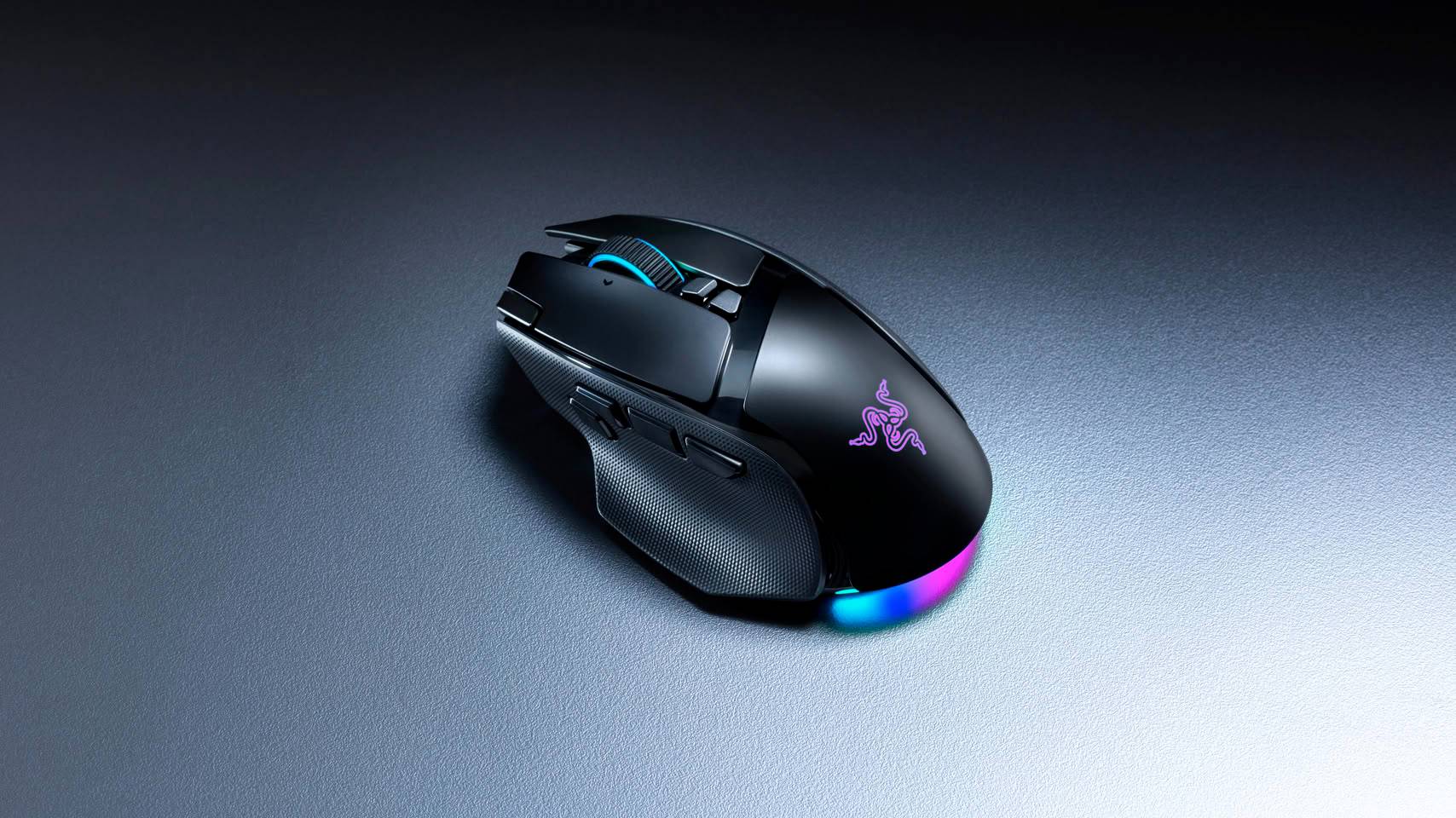 Razer Basilisk V4 Pro: Lebih Banyak Kontrol, Emang Berguna?